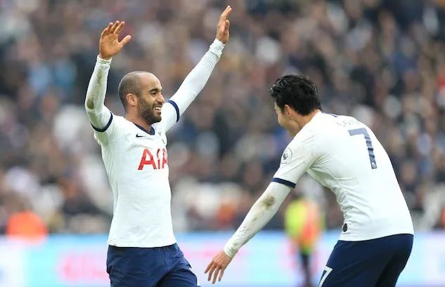  热刺前锋凯恩点射破门，球队客场艰难战胜谢菲联  